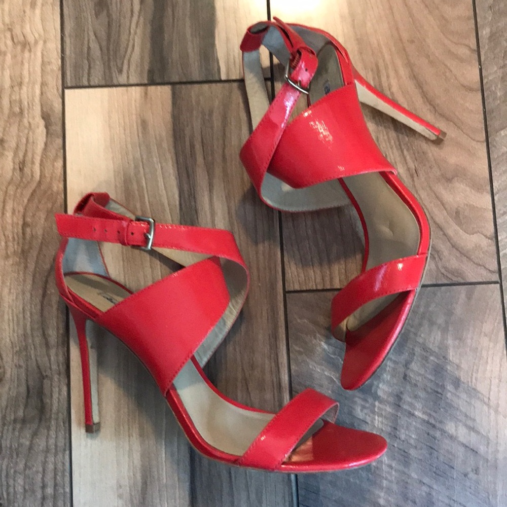 CHARLES DAVID  coral strappy heels